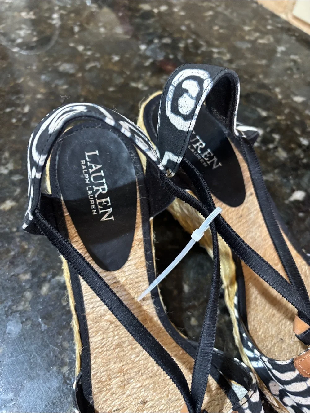 Lauren Ralph Lauren wedge sandals! Women’s 9.5